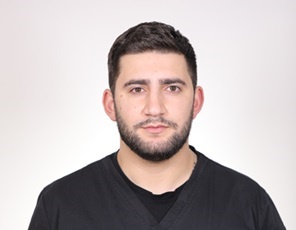 Արկադի Մնացականյան