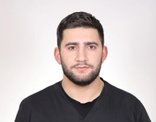 Արկադի Մնացականյան